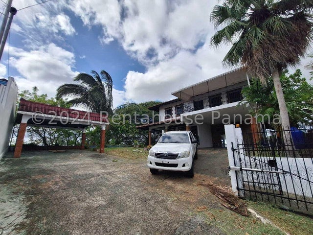 Splendid House - Casa en El Dorado